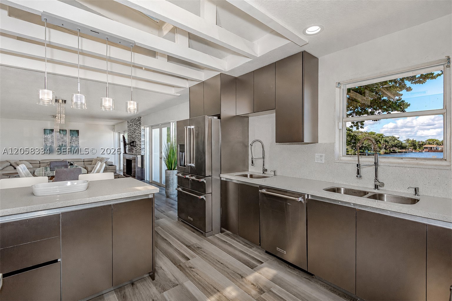 20950 NE 25th Ct Aventura, FL 33180