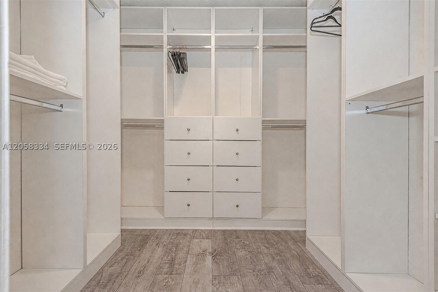20950 NE 25th Ct Aventura, FL 33180