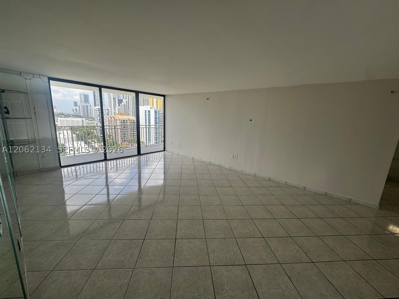 image Winston Towers 60010