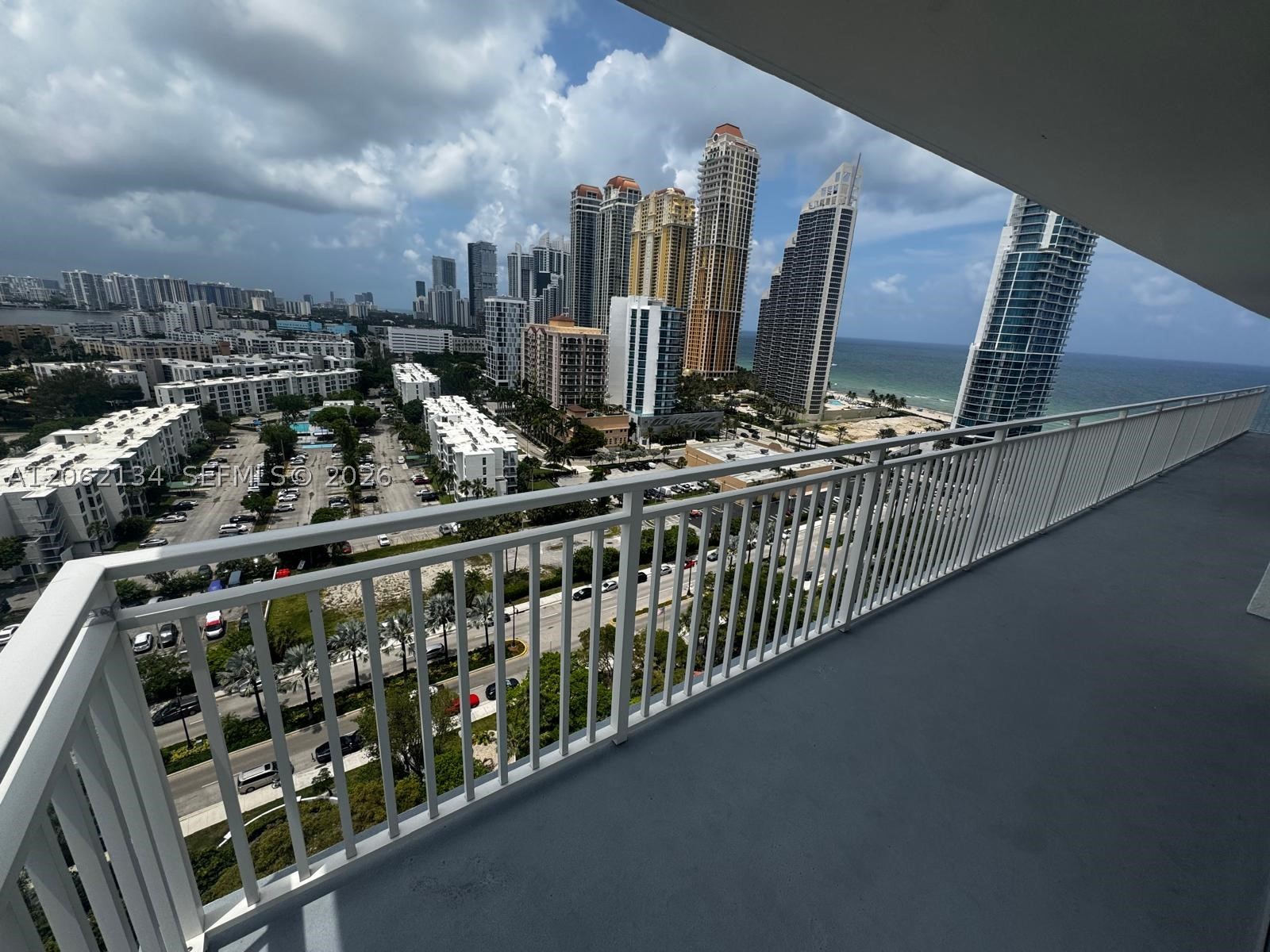 image Winston Towers 60021