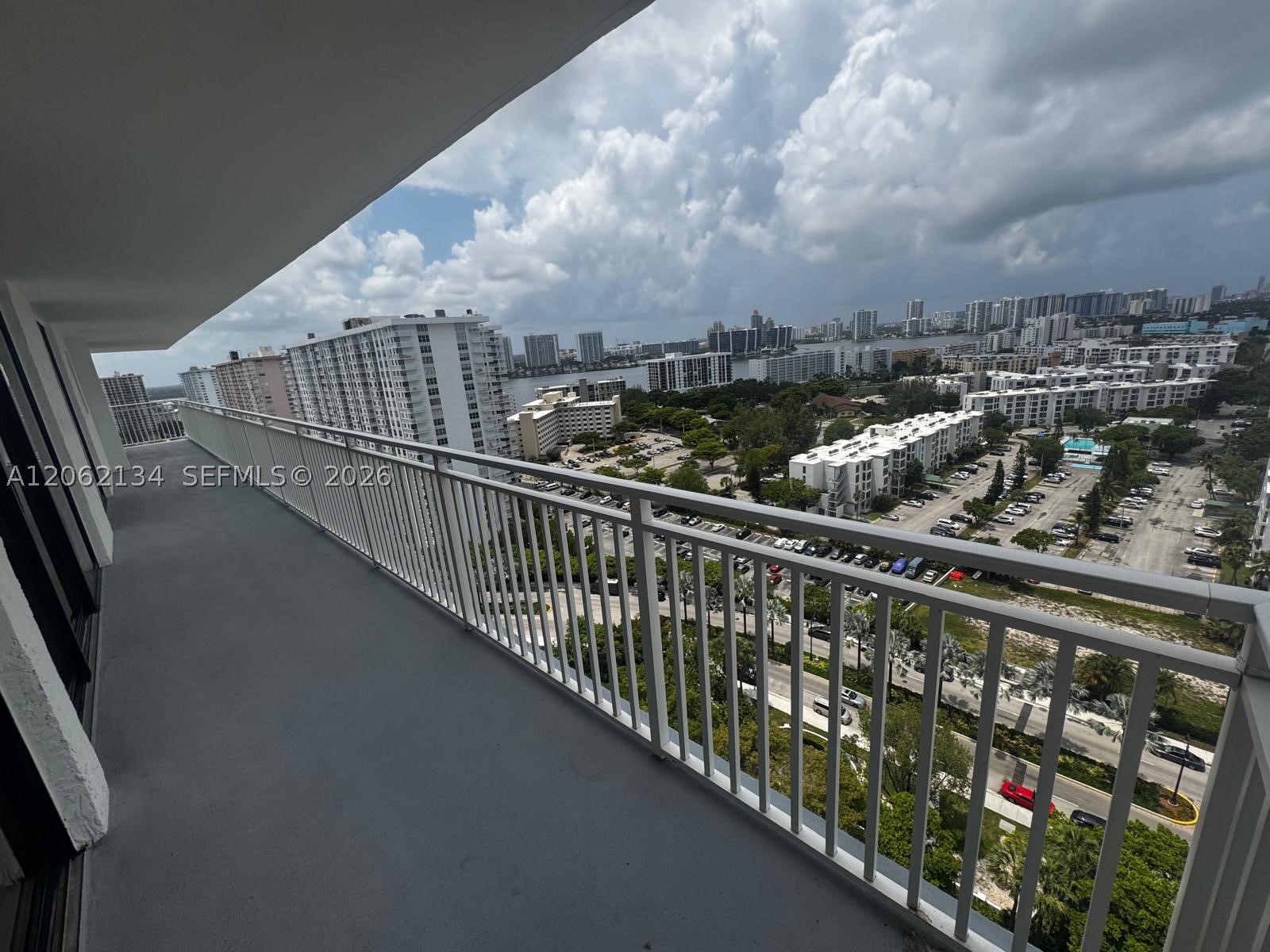 image Winston Towers 60022