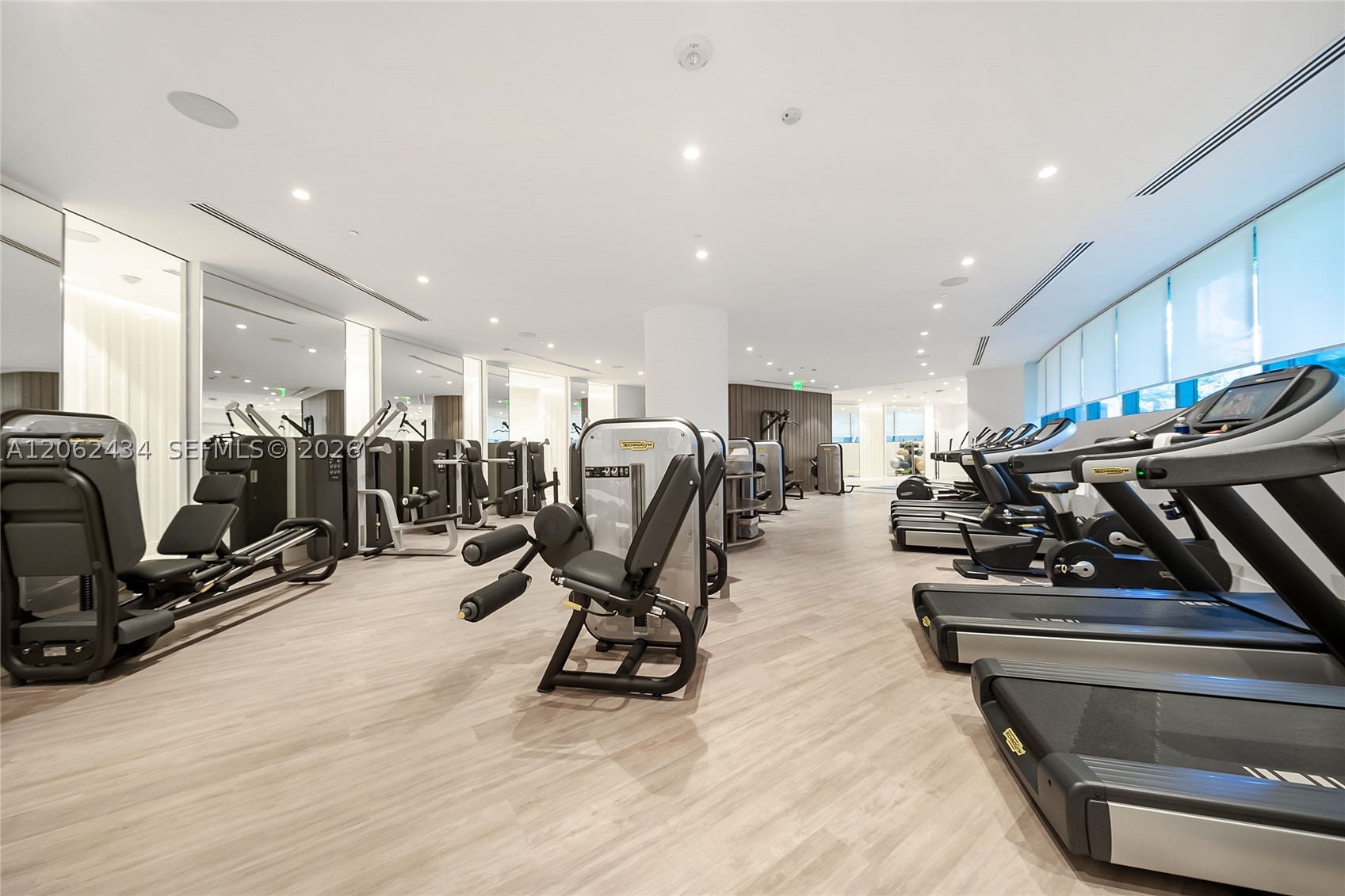 2811 S Bayshore Dr #5C Coconut Grove, FL 33133