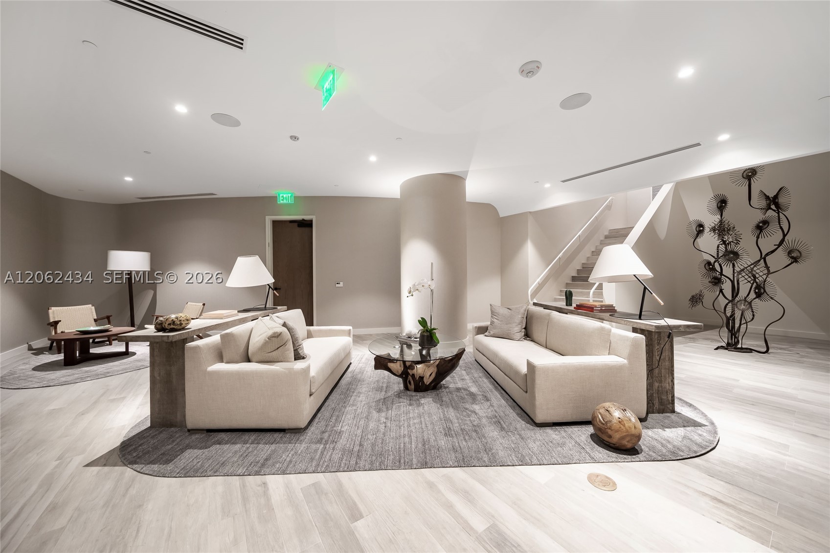 2811 S Bayshore Dr #5C Coconut Grove, FL 33133