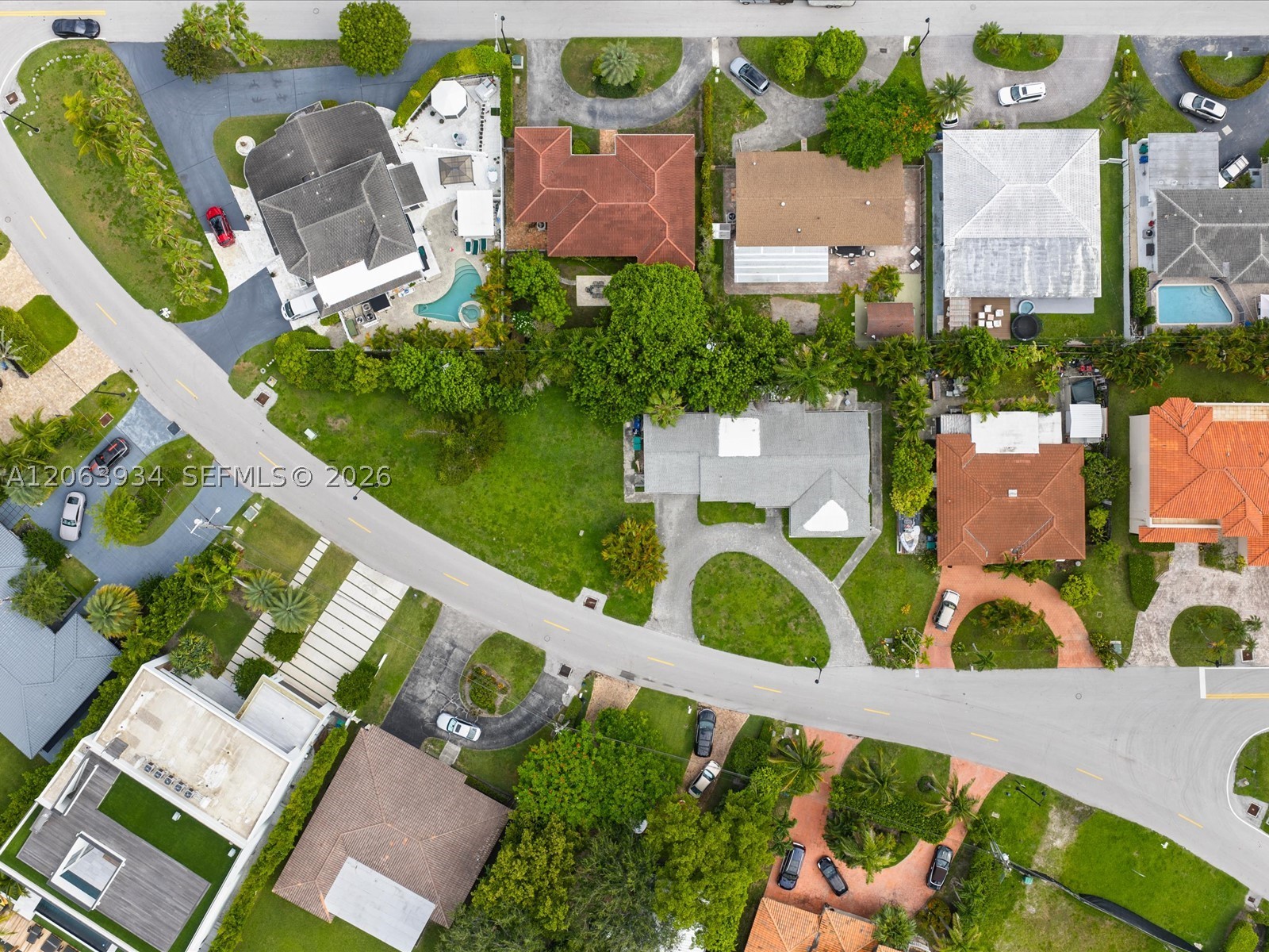 301 186th St Sunny Isles Beach, FL 33160