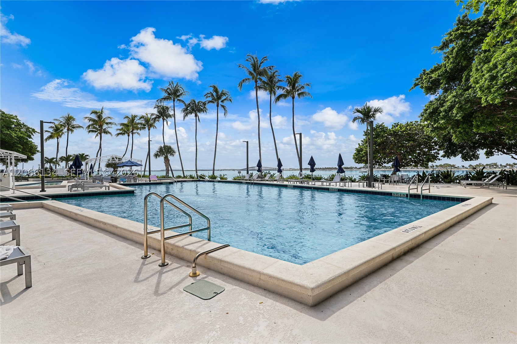 image Brickell Bay Club6