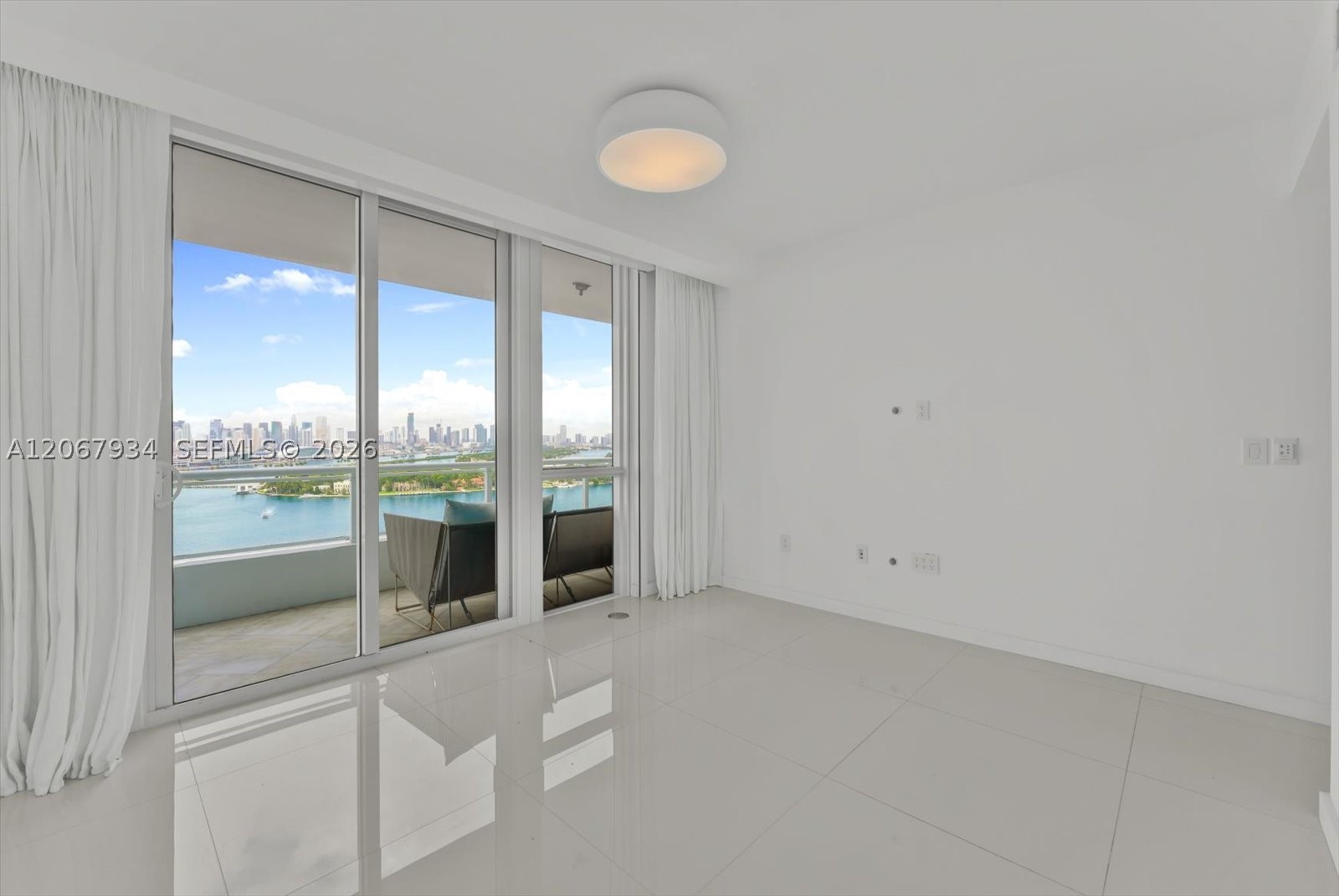 image Bentley Bay South26