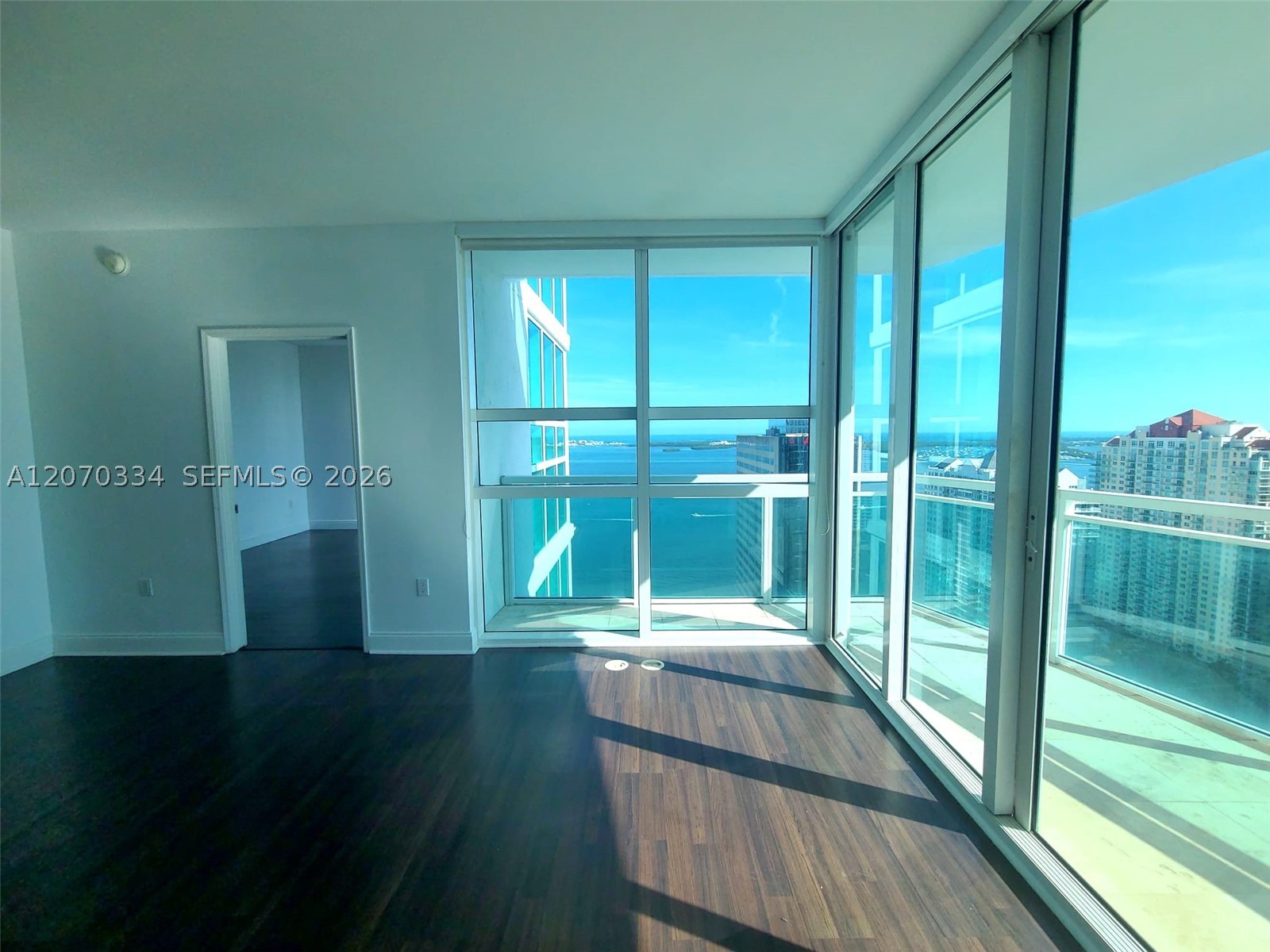 image The Plaza on Brickell West11