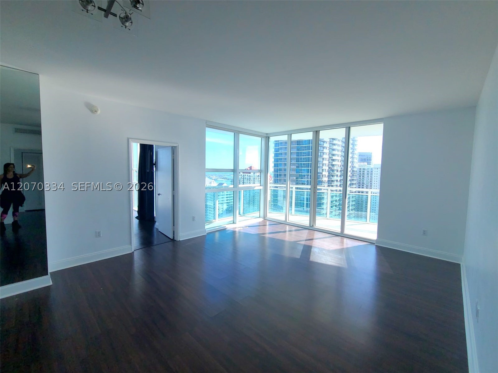 image The Plaza on Brickell West7