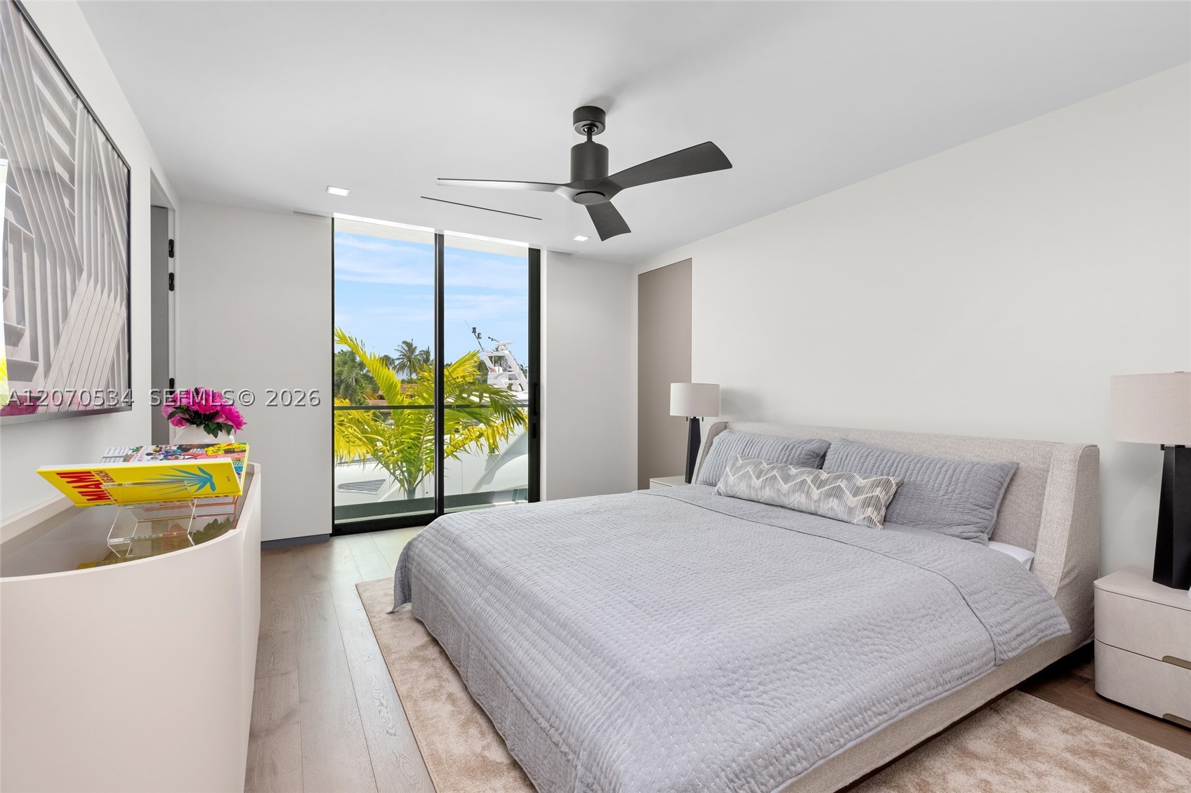 1400 W Lake Dr Fort Lauderdale, FL 33316