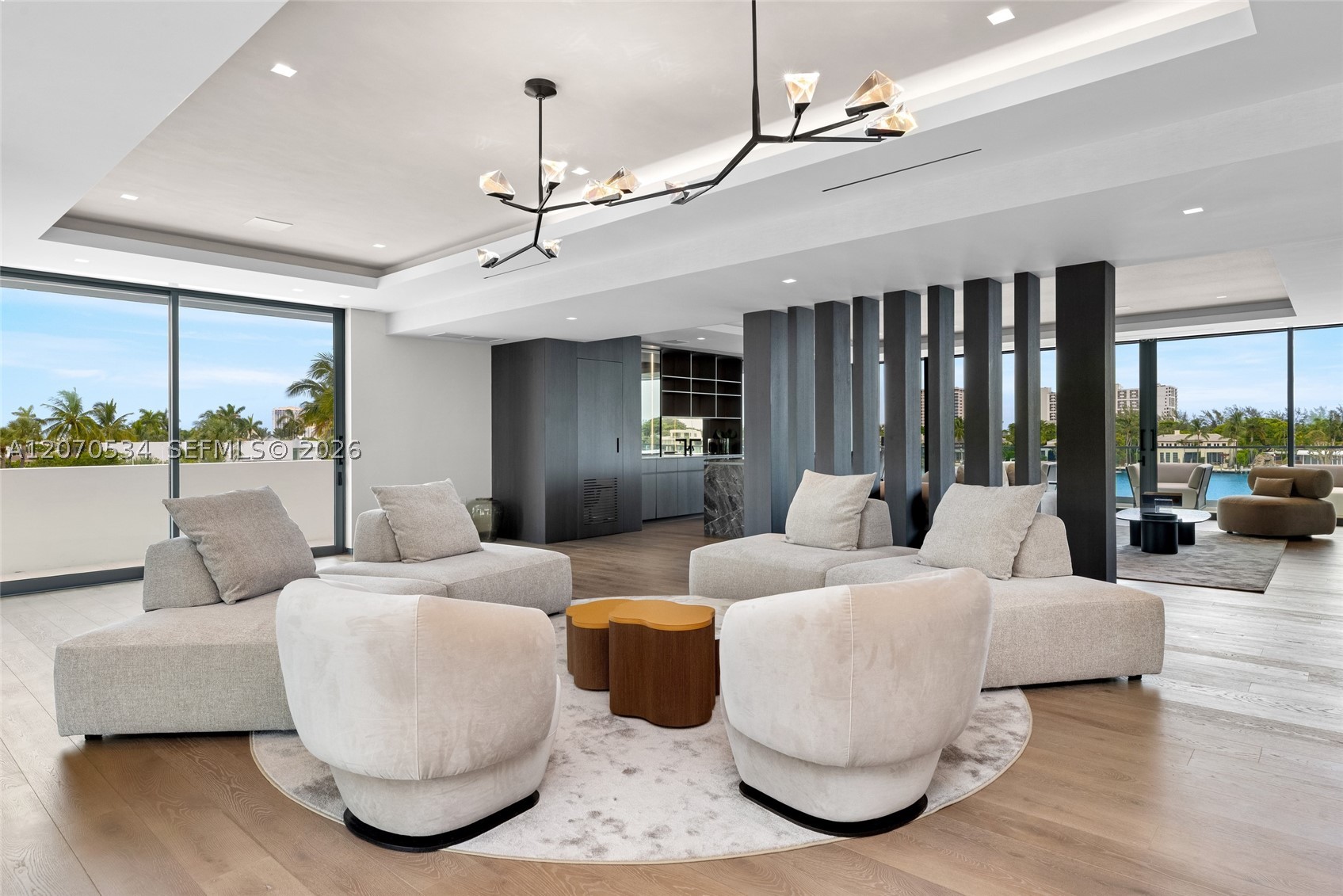 1400 W Lake Dr Fort Lauderdale, FL 33316