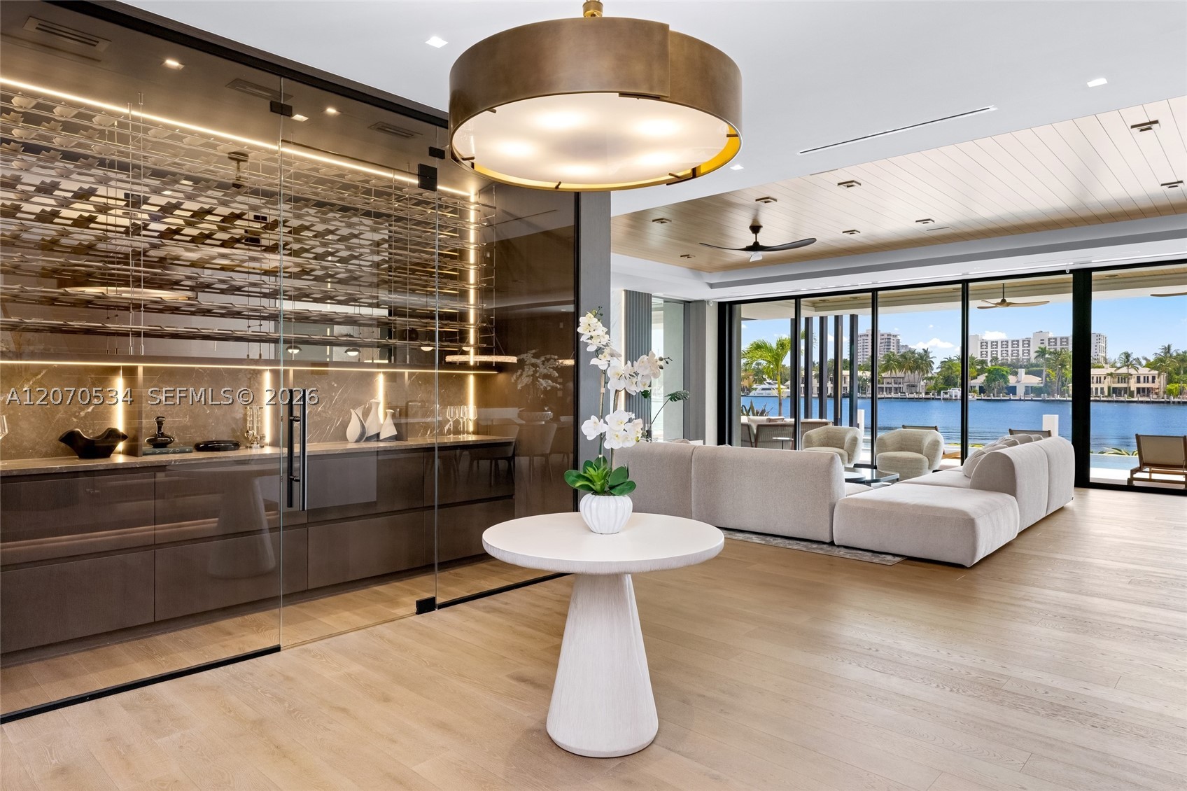 1400 W Lake Dr Fort Lauderdale, FL 33316