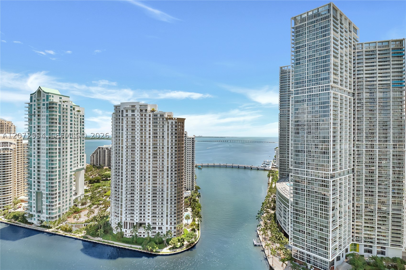 image Aston Martin Residences13