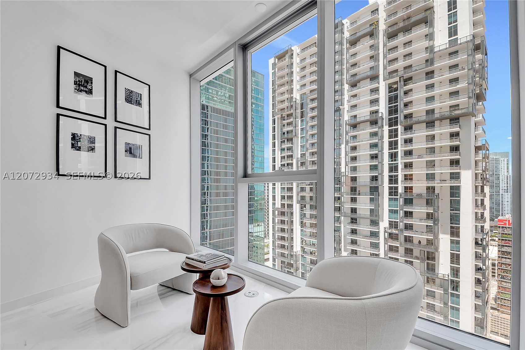 image Aston Martin Residences24