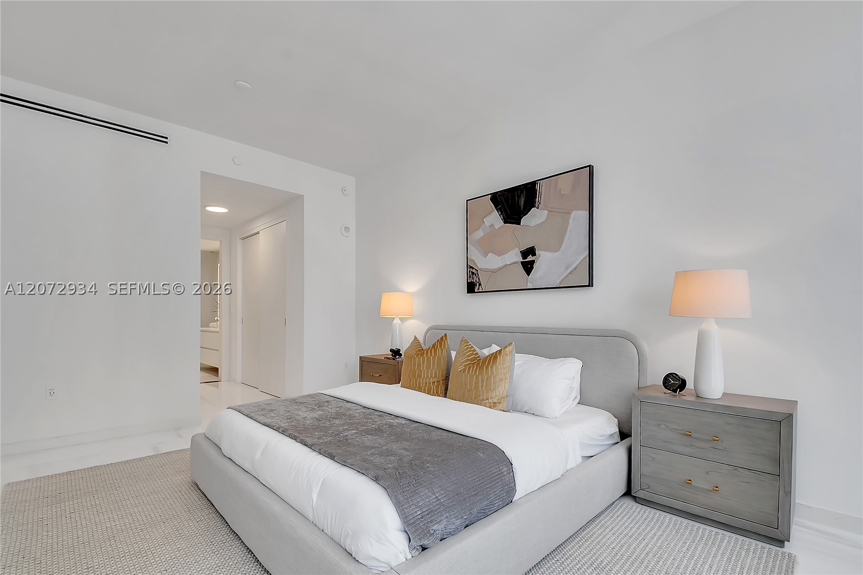 image Aston Martin Residences25