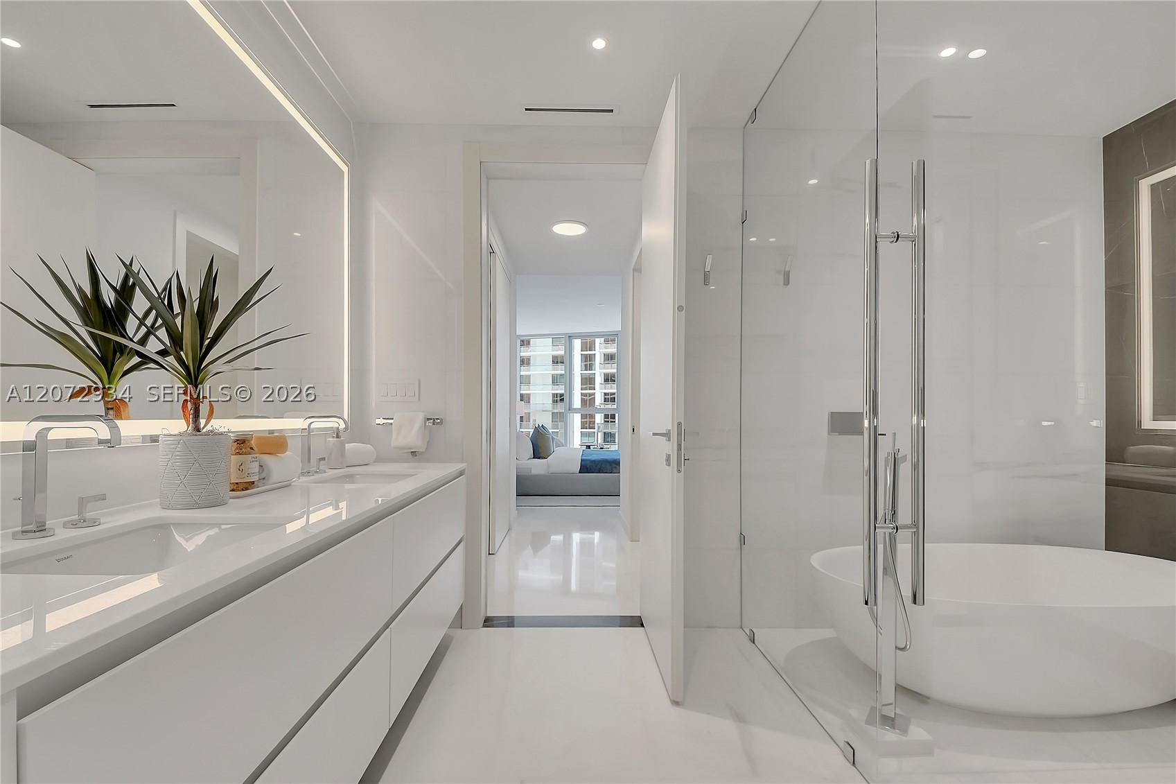 image Aston Martin Residences28