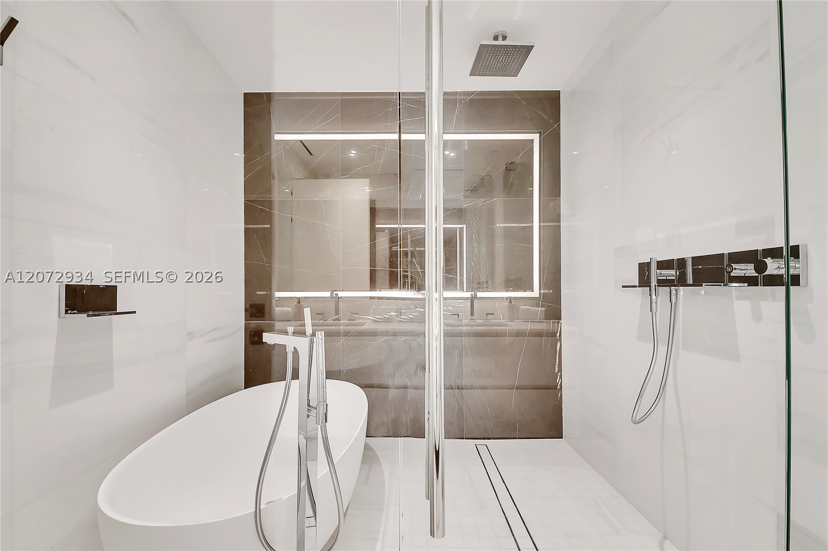 image Aston Martin Residences30