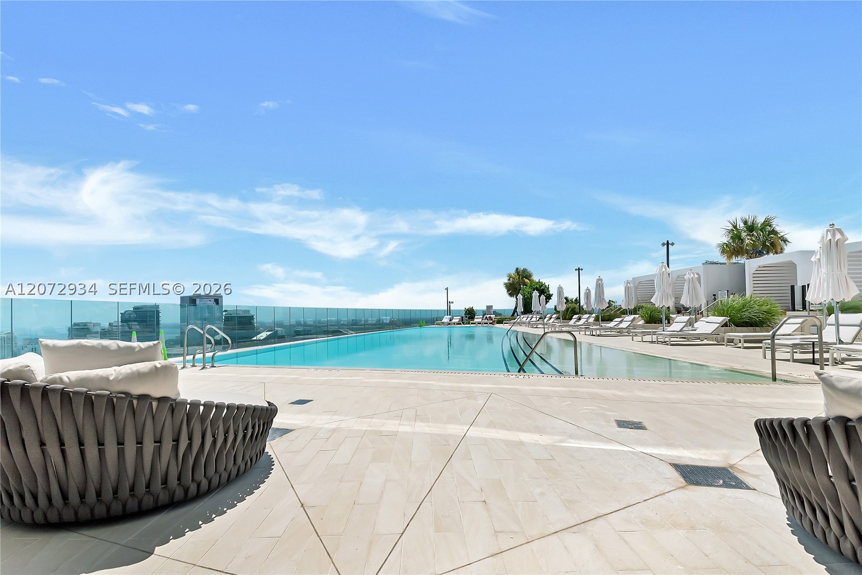 image Aston Martin Residences39
