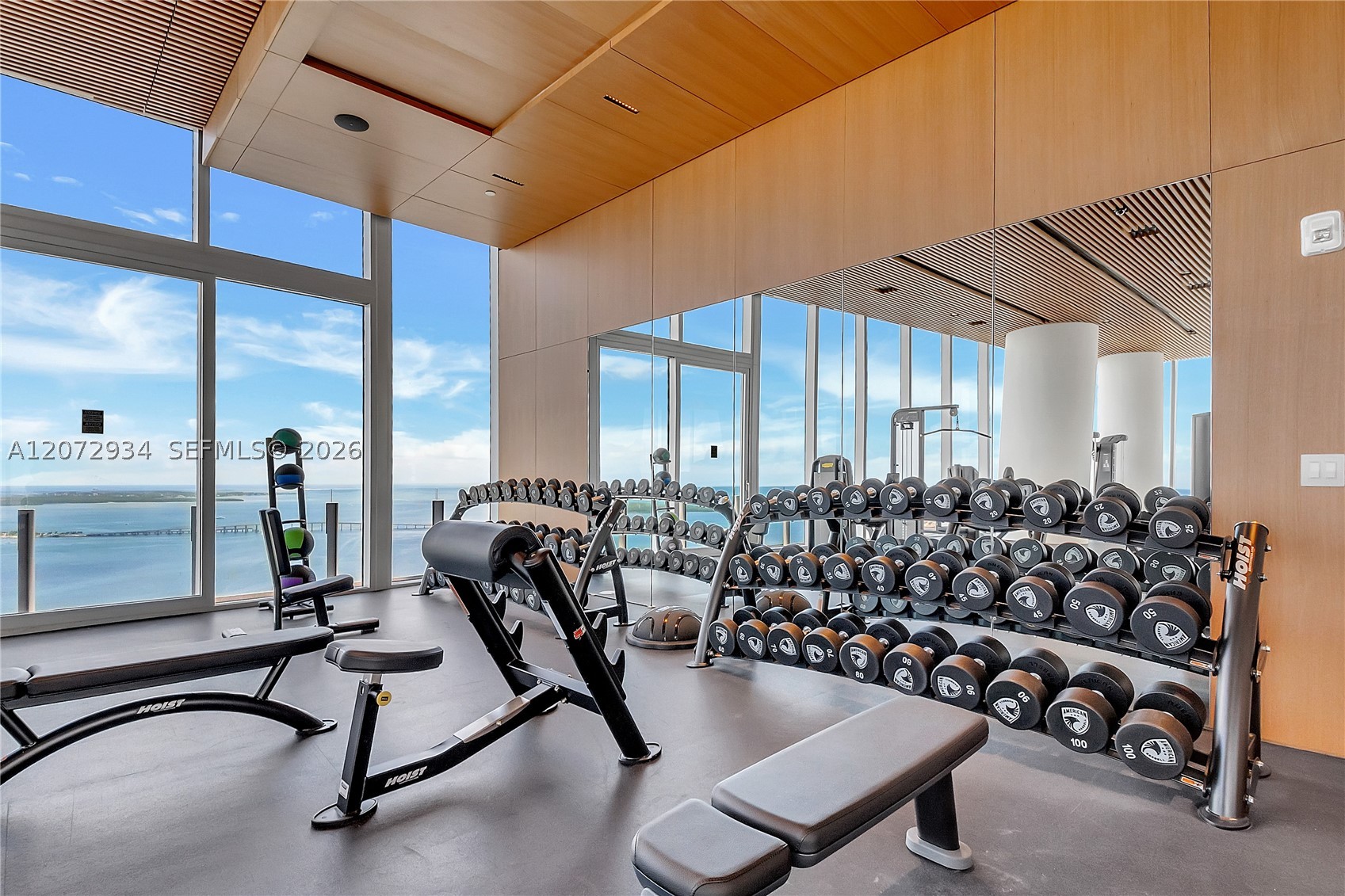 image Aston Martin Residences49