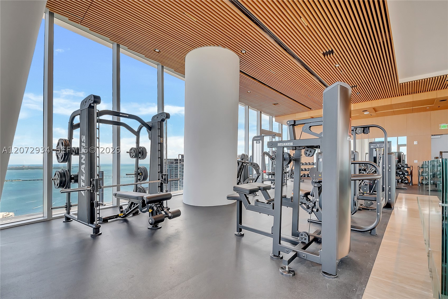 image Aston Martin Residences51