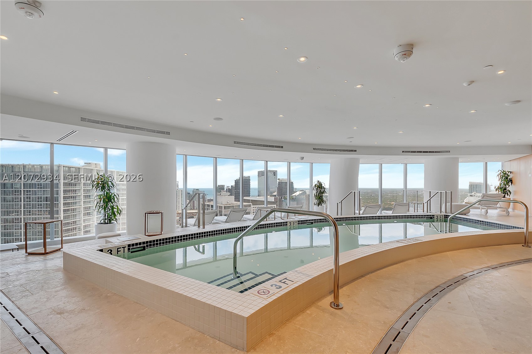 image Aston Martin Residences54