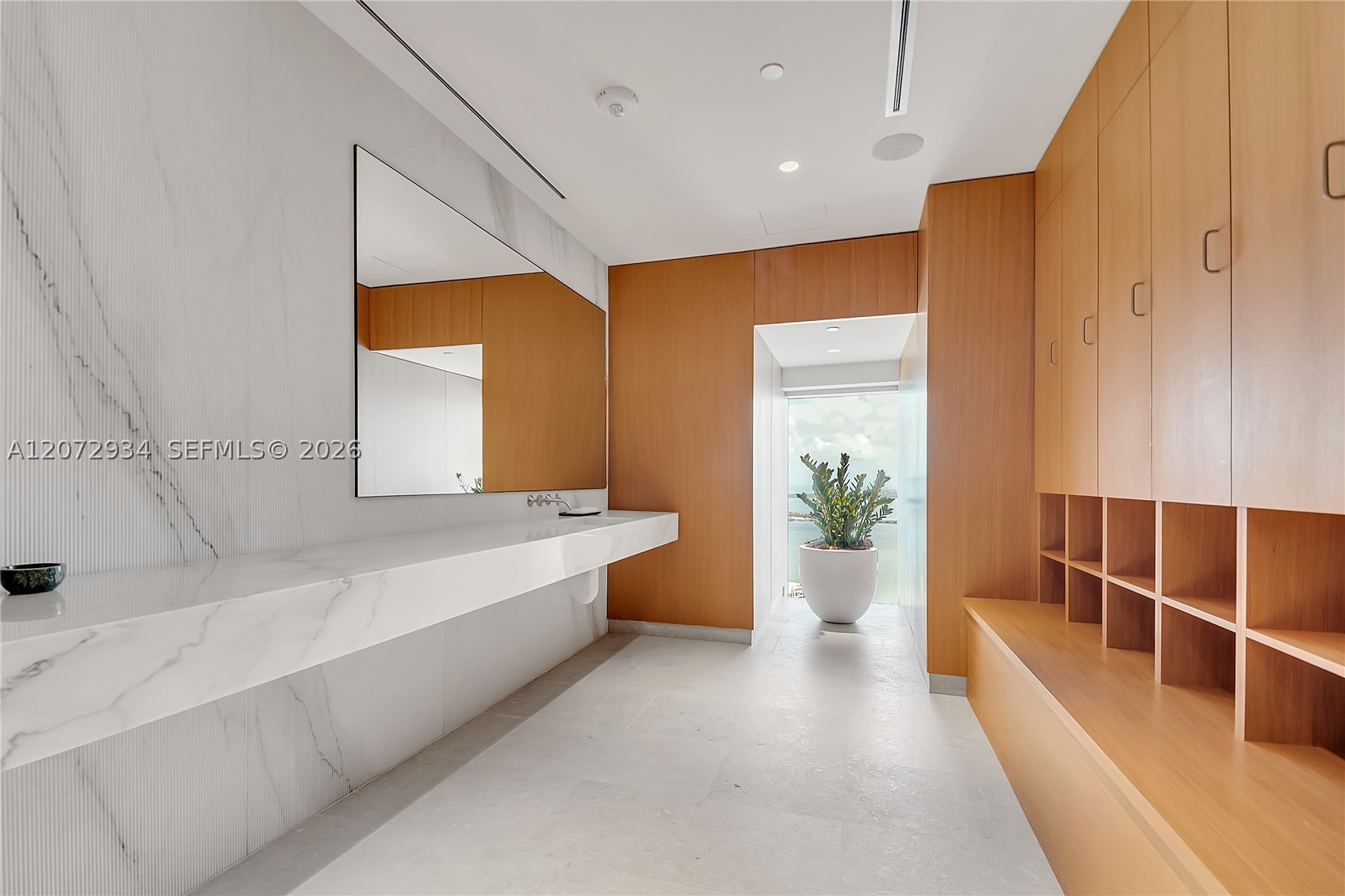 image Aston Martin Residences60