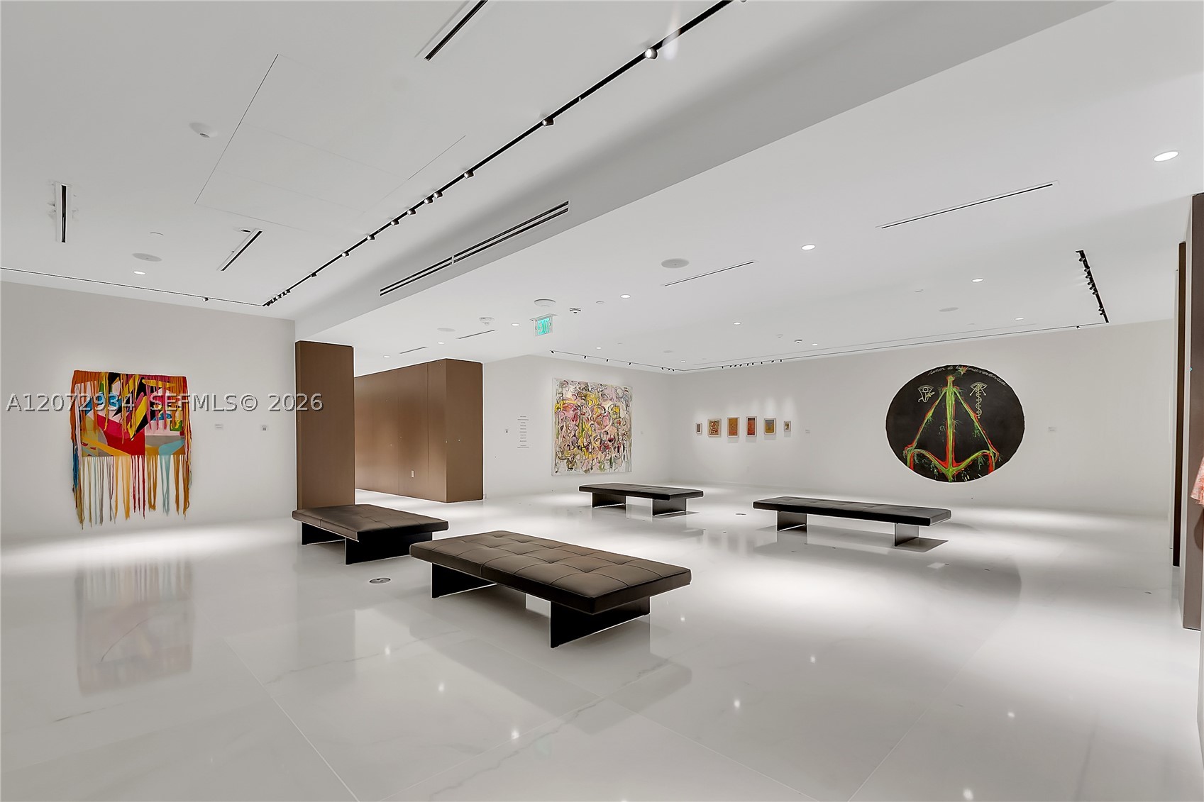 image Aston Martin Residences64