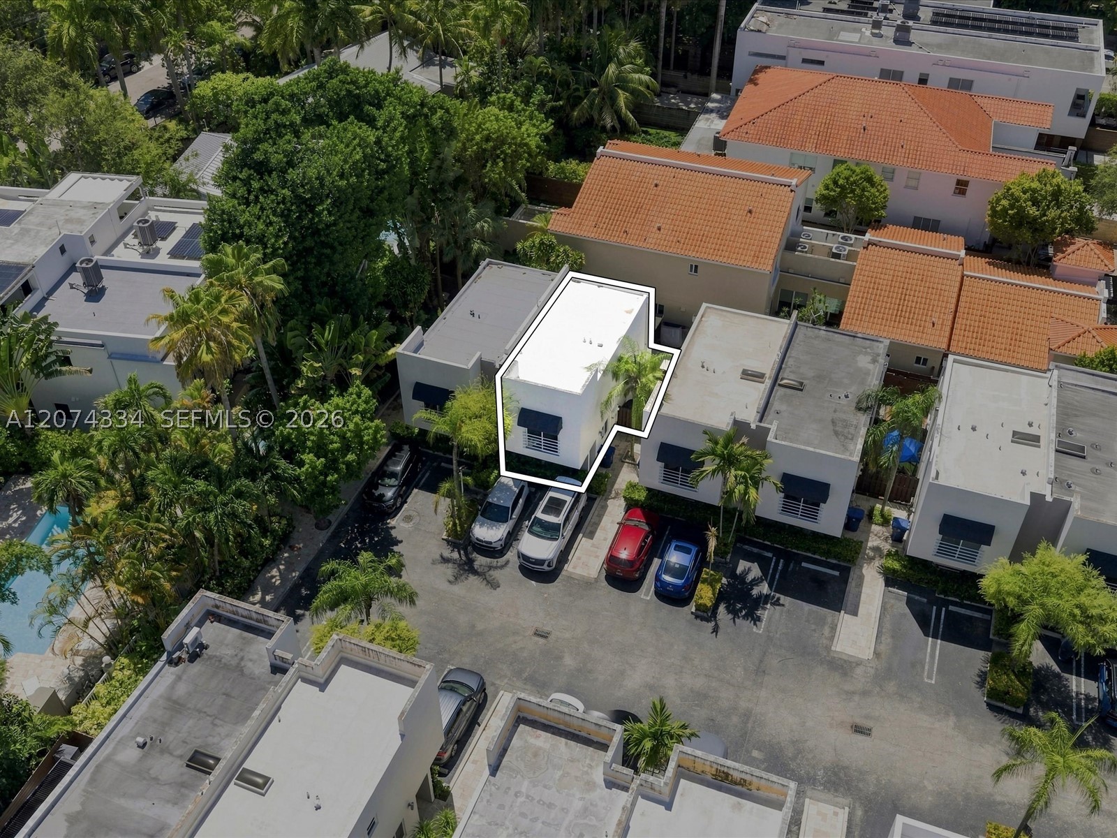 2945 Bridgeport Ave #E Coconut Grove, FL 33133