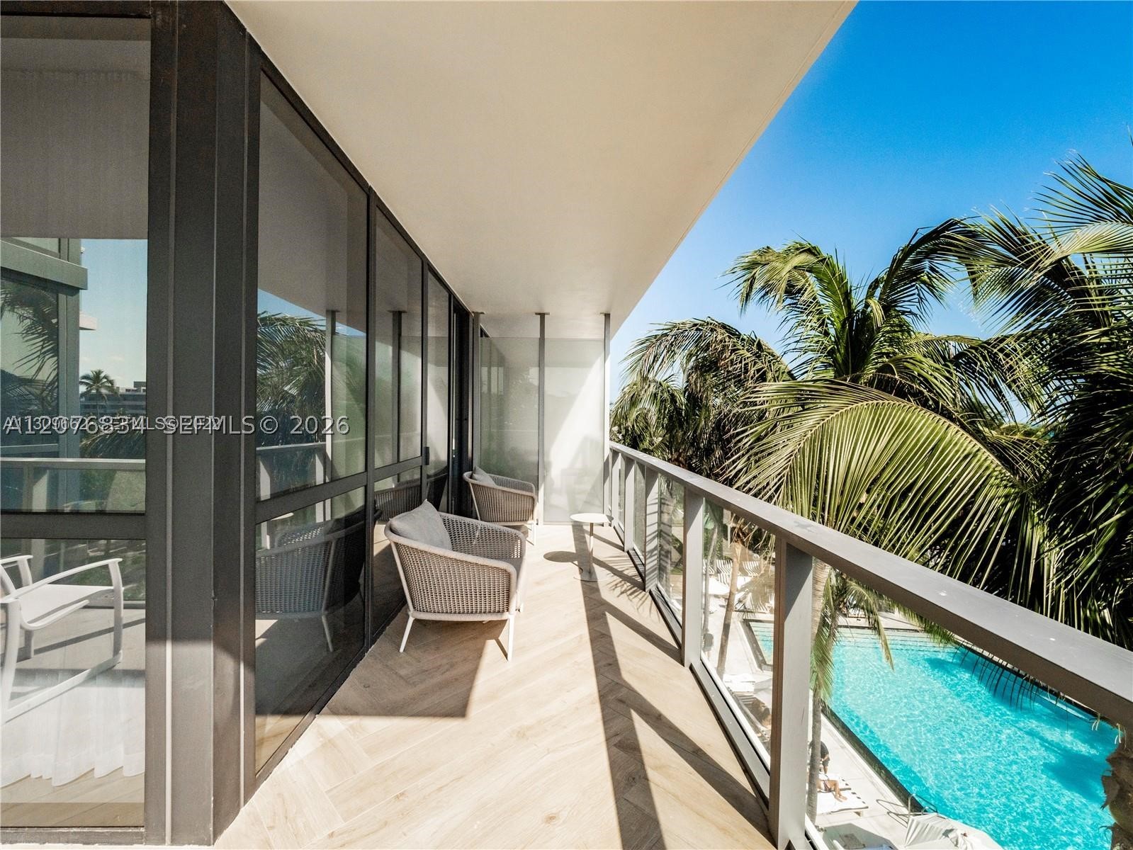 2201 Collins Ave #428 Miami Beach, FL 33139