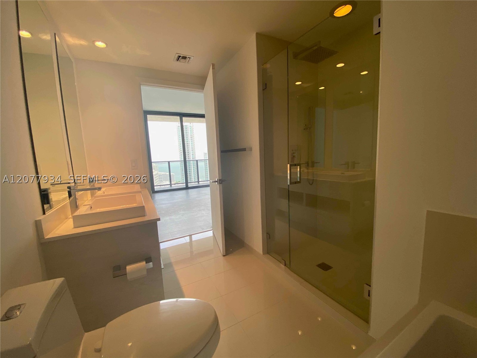 image Brickell Heights East24