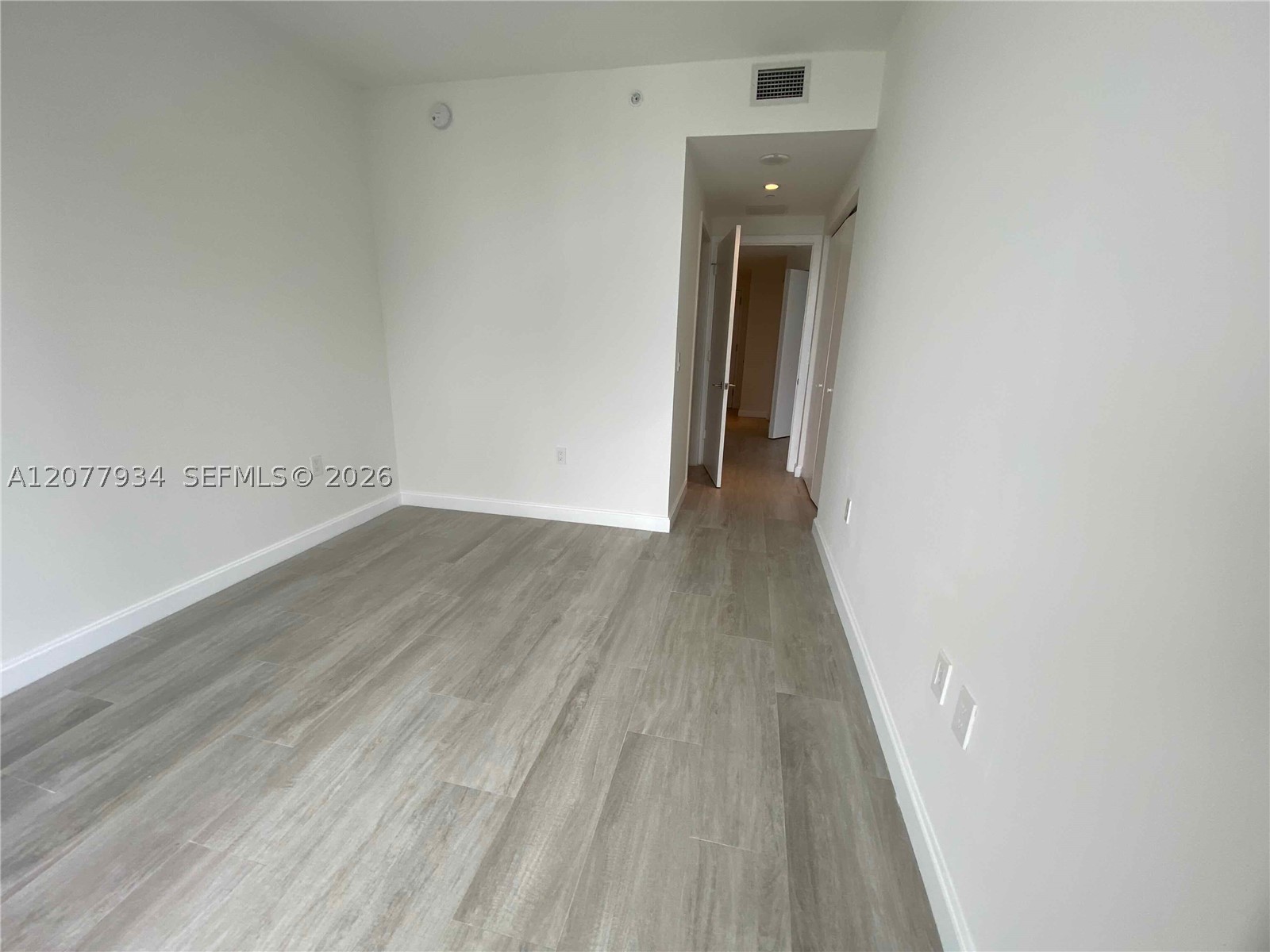 image Brickell Heights East30