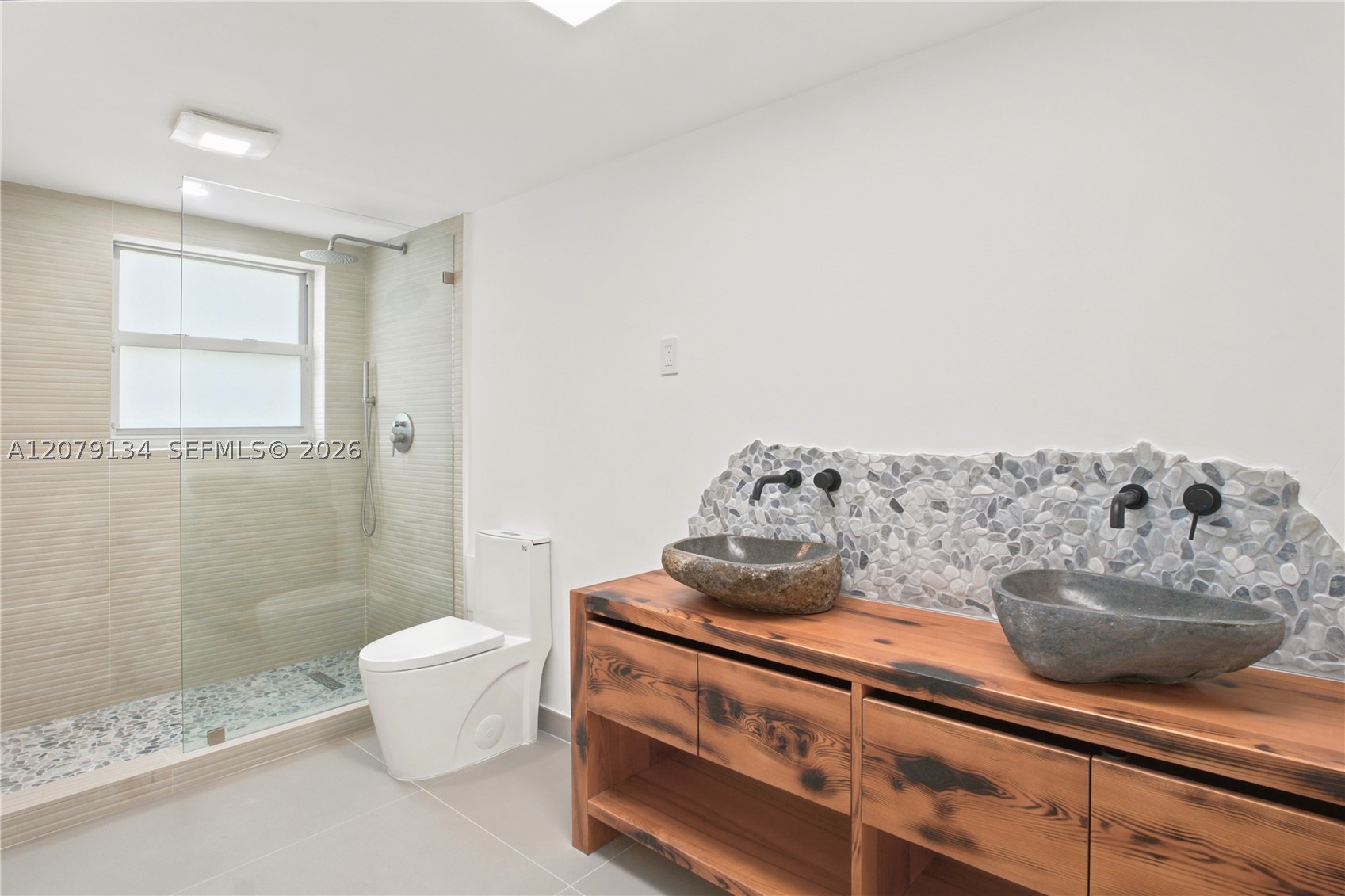 10180 W Bay Hbr Dr #3A Bay Harbor Islands, FL 33154