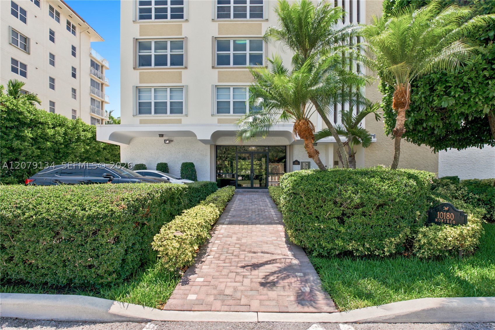 10180 W Bay Hbr Dr #3A Bay Harbor Islands, FL 33154