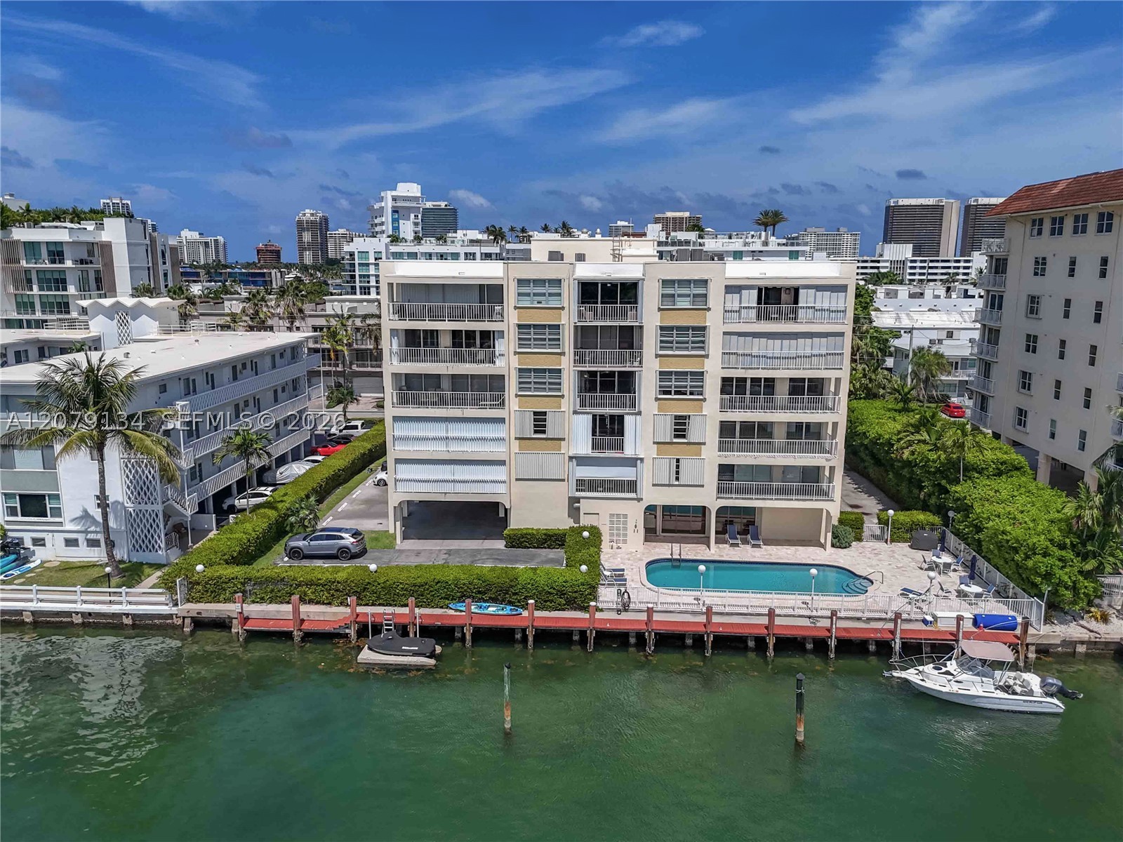 10180 W Bay Hbr Dr #3A Bay Harbor Islands, FL 33154