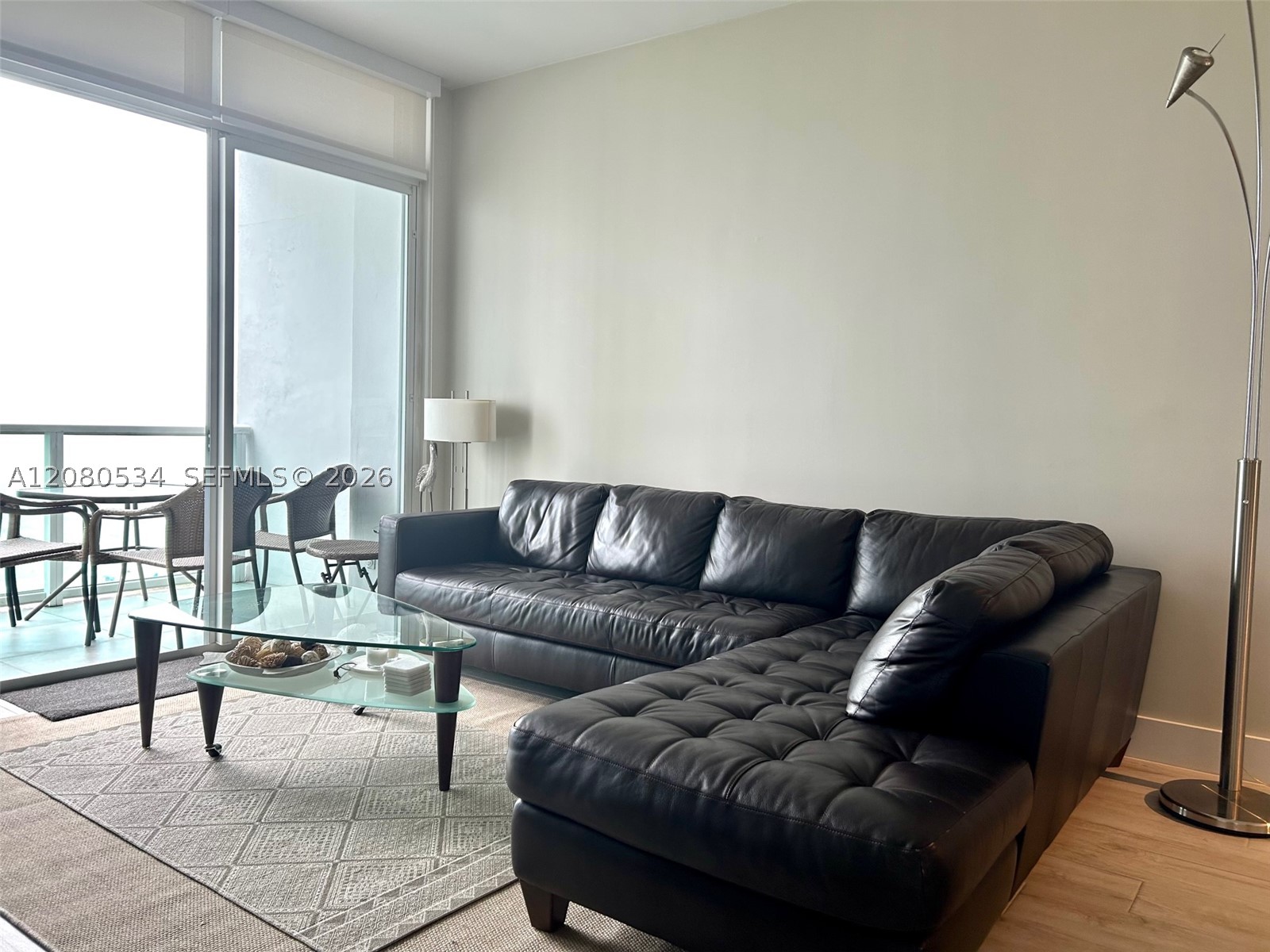 image Arlen House East13