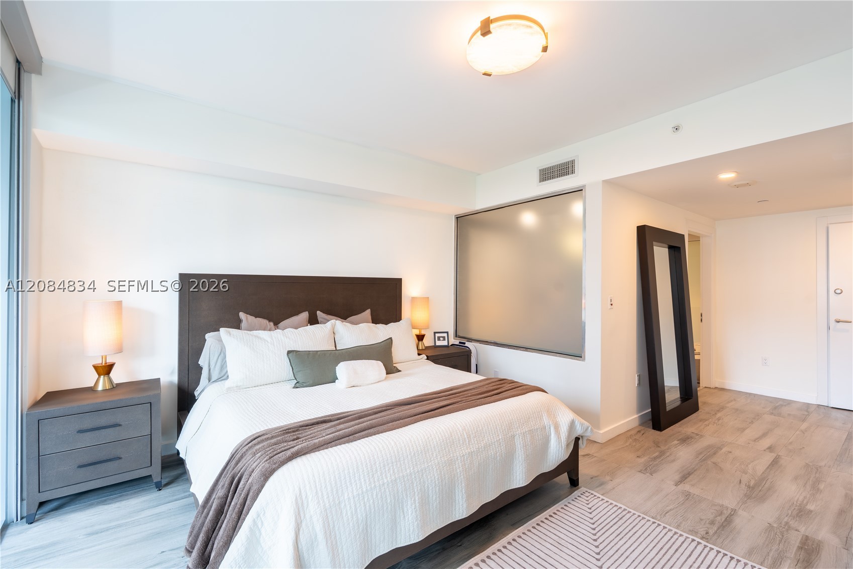 image Epic Residences11