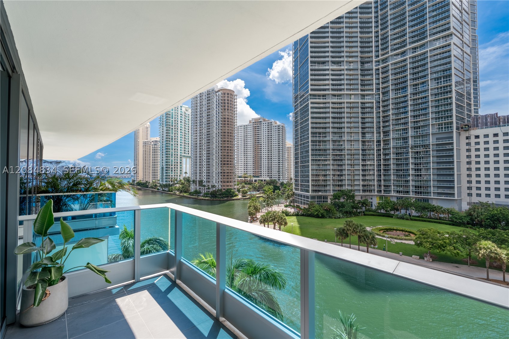image Epic Residences13