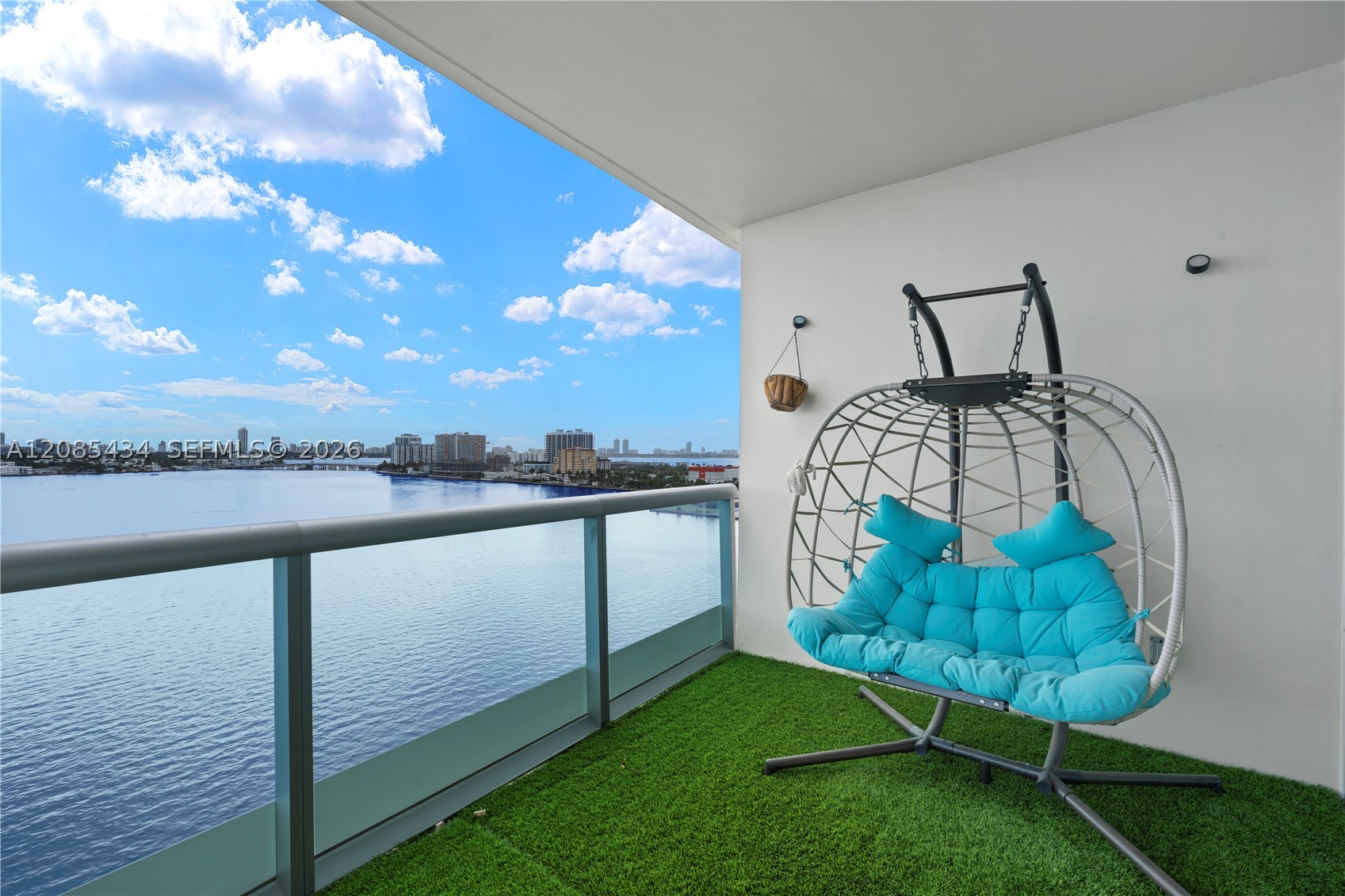 image Cielo on the Bay21