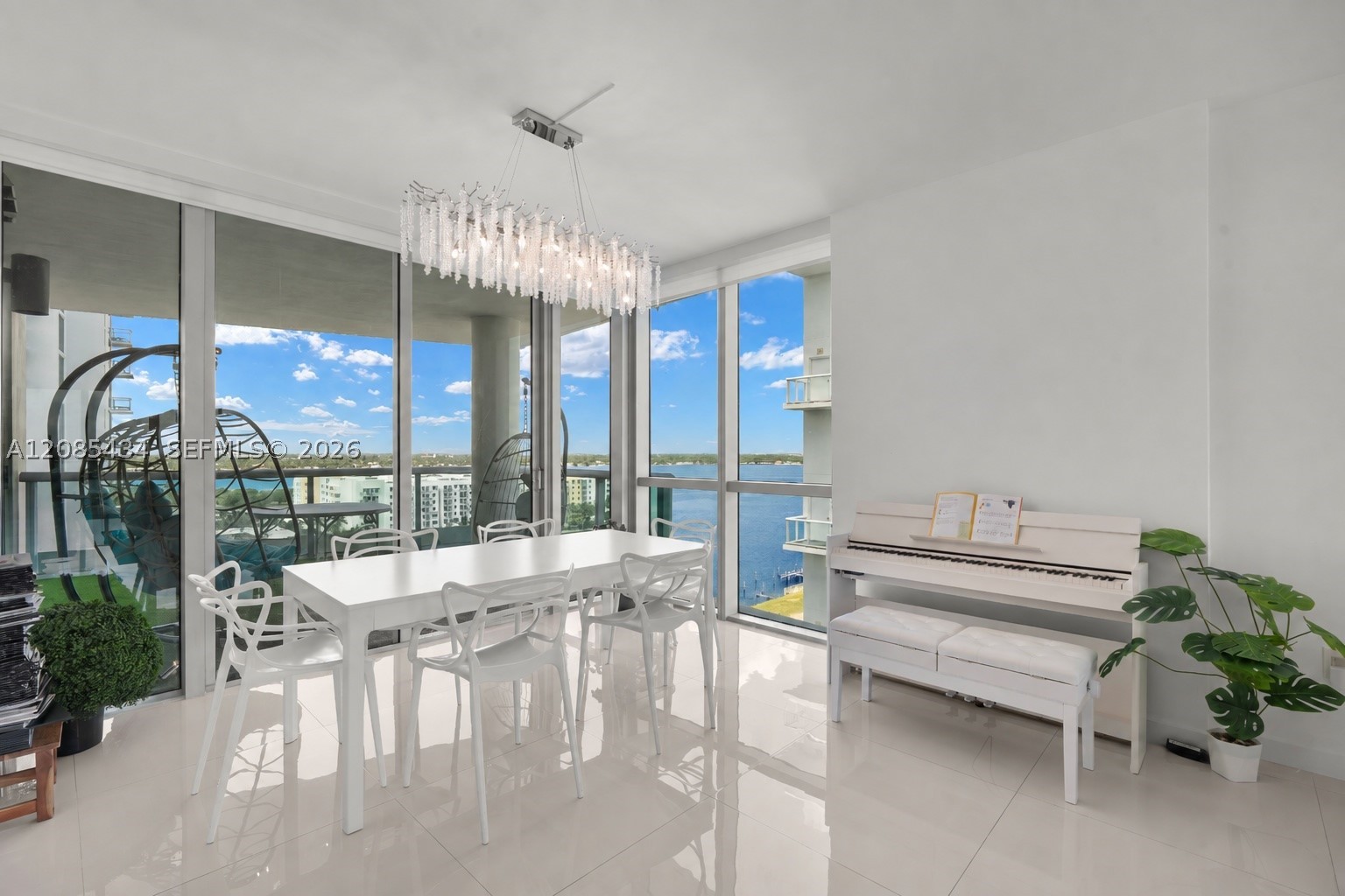 image Cielo on the Bay4