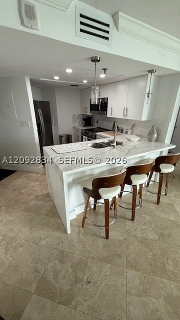 5880 Collins Ave #1104