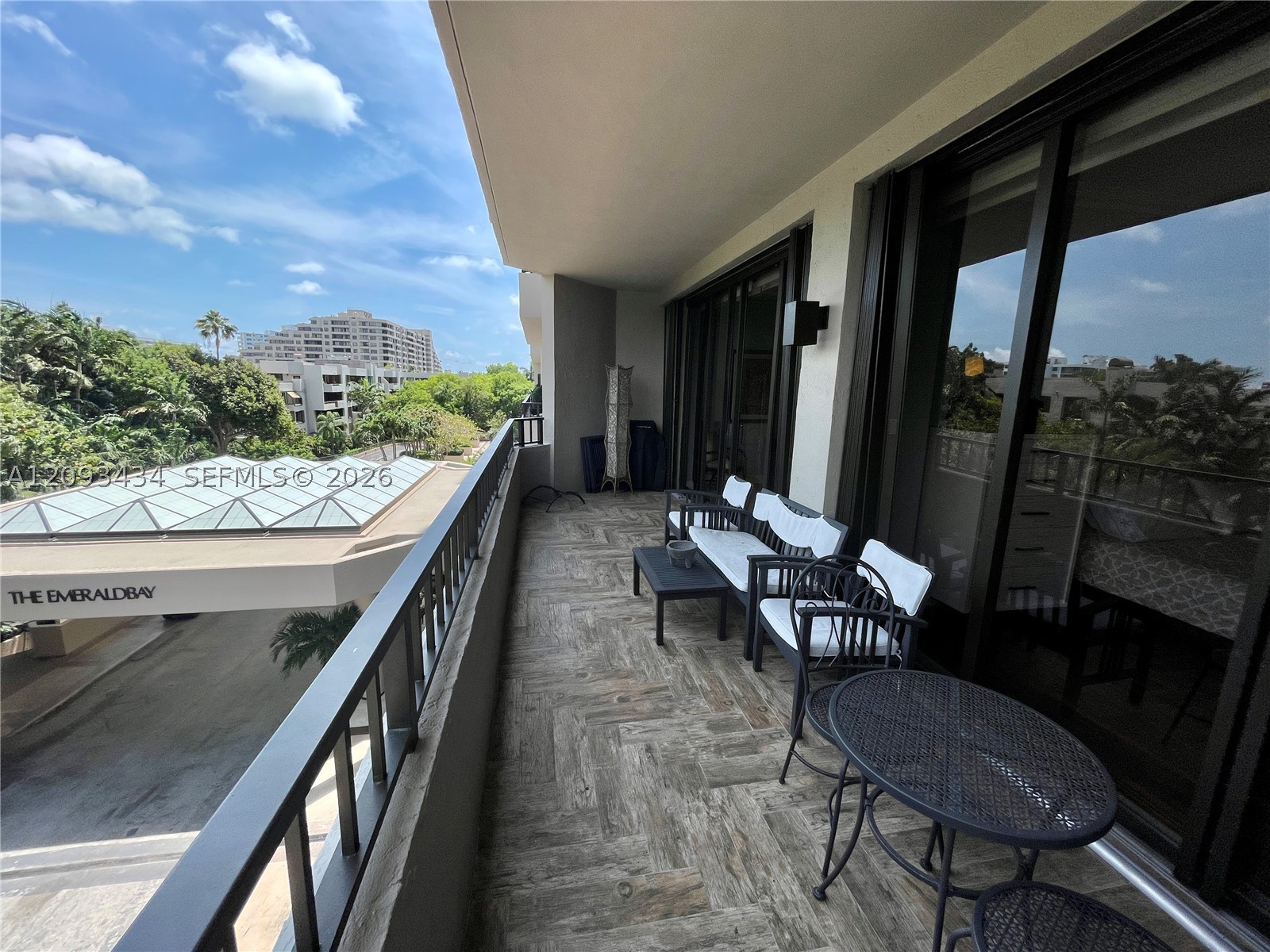 image Emerald Bay at Key Colony3