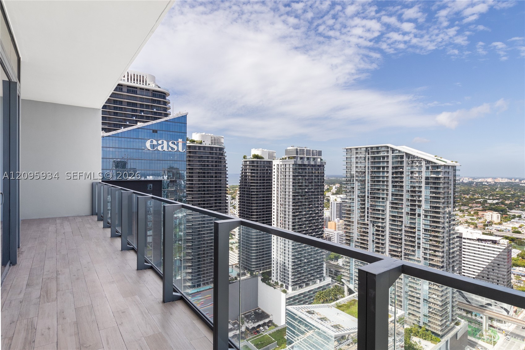 image Reach Brickell City Centre2