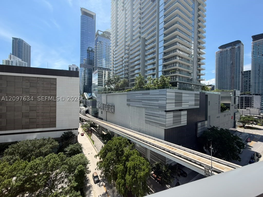 image MyBrickell3