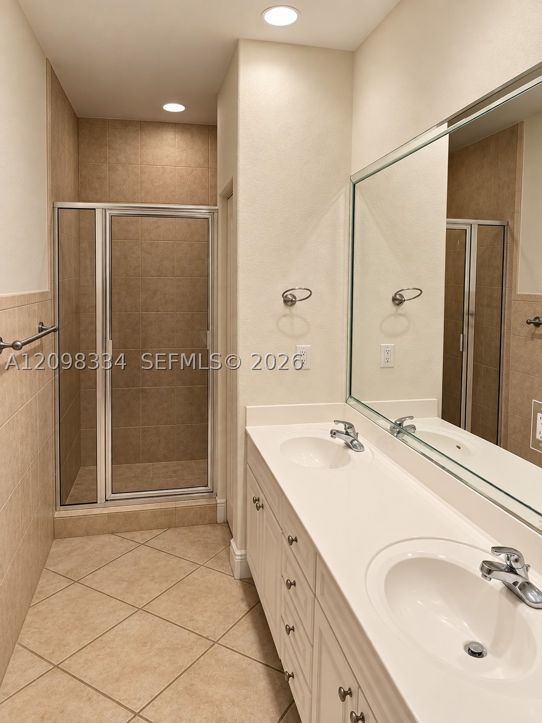 3280 Gifford Ln #3280 Miami, FL 33133