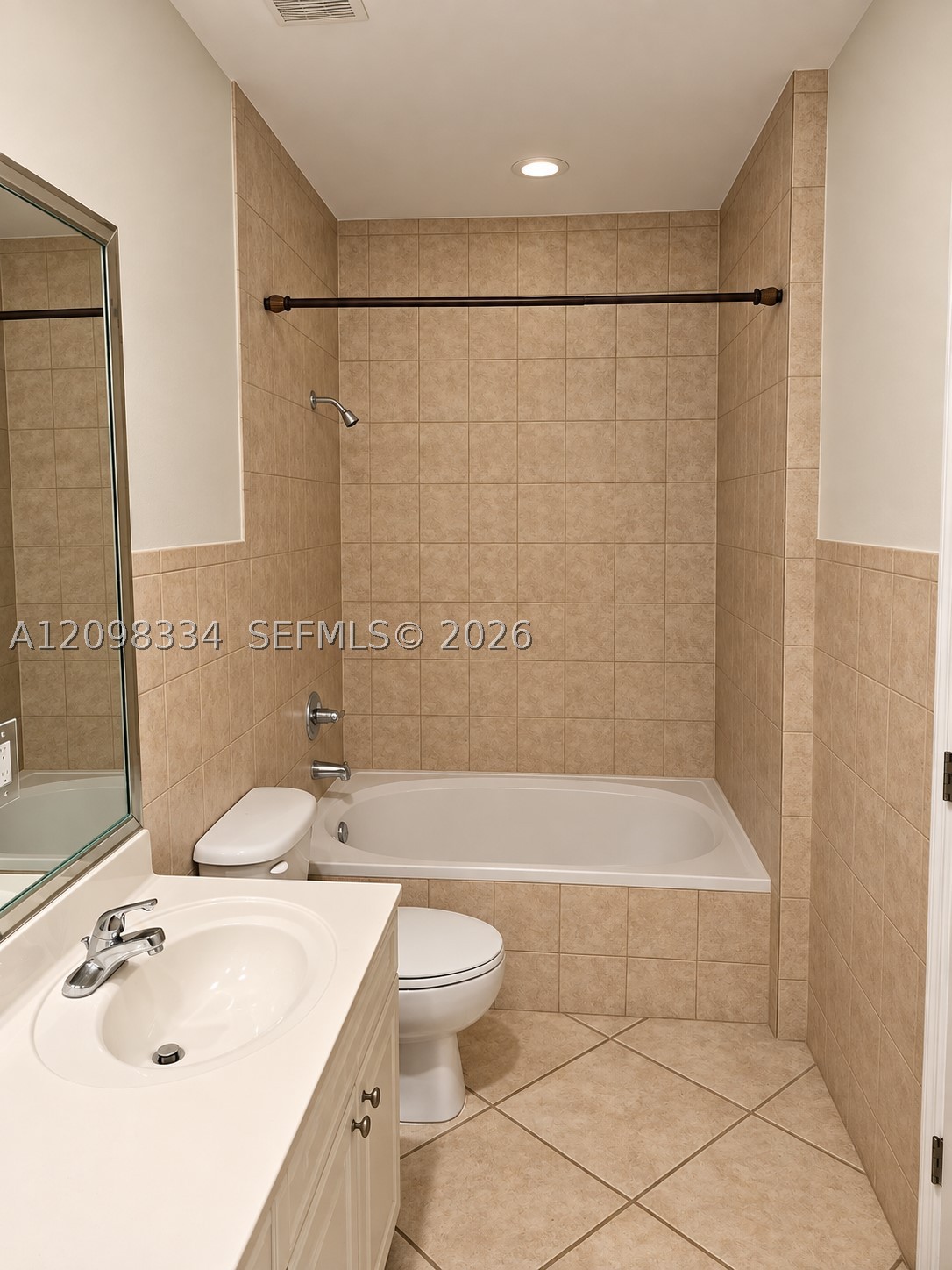 3280 Gifford Ln #3280 Miami, FL 33133