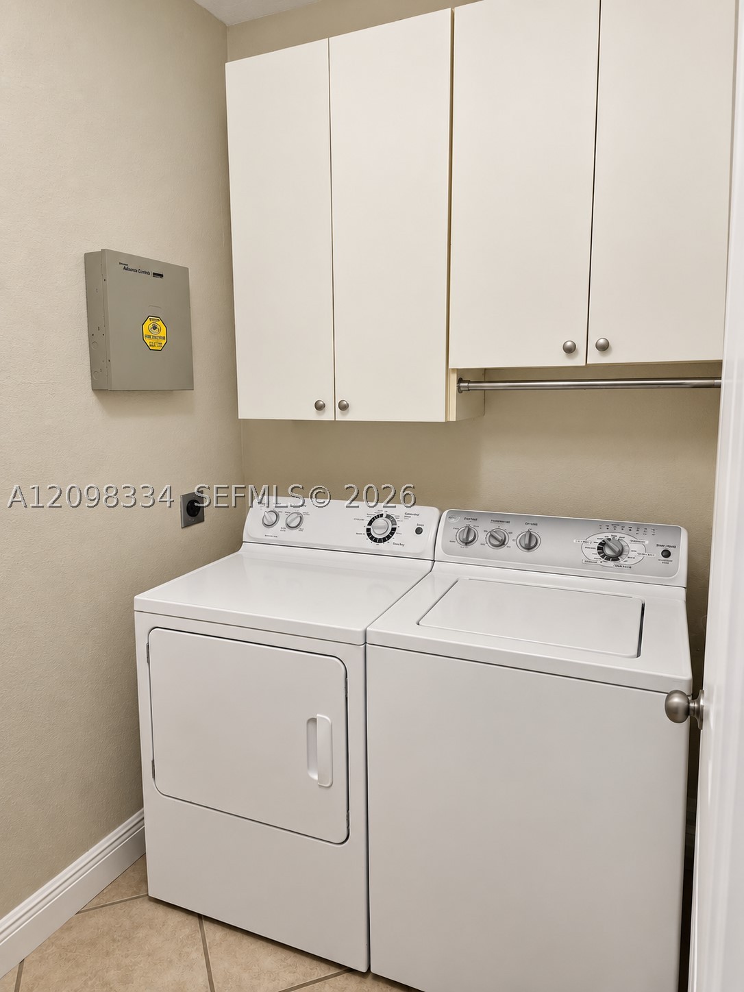 3280 Gifford Ln #3280 Miami, FL 33133