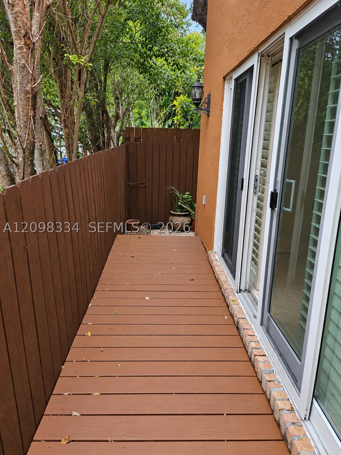 3280 Gifford Ln #3280 Miami, FL 33133