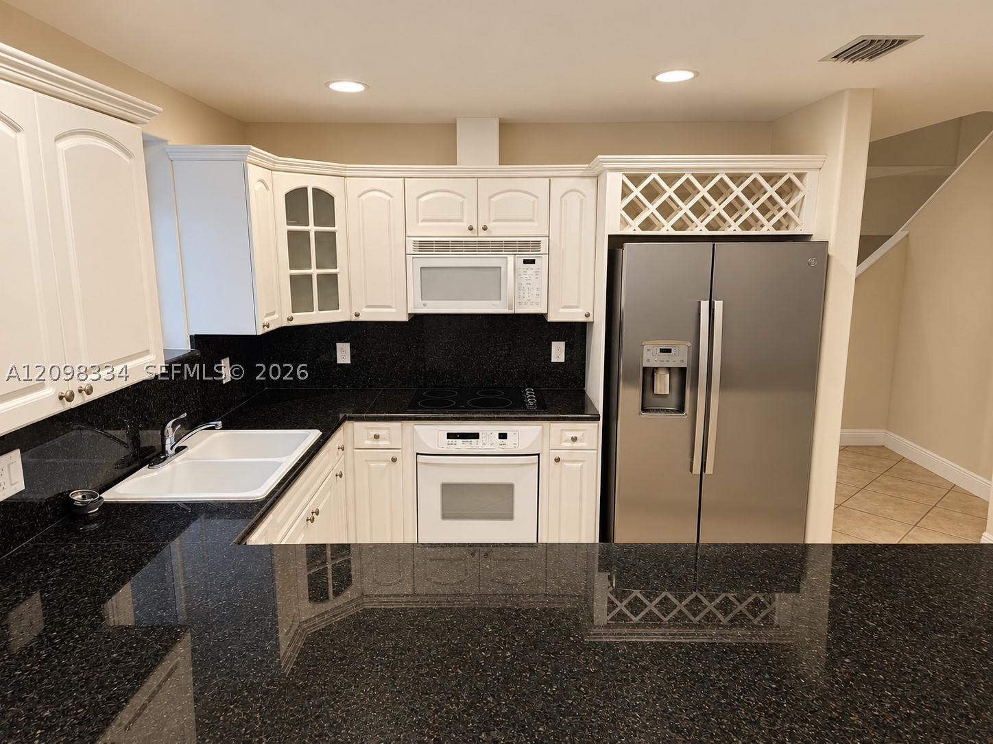3280 Gifford Ln #3280 Miami, FL 33133