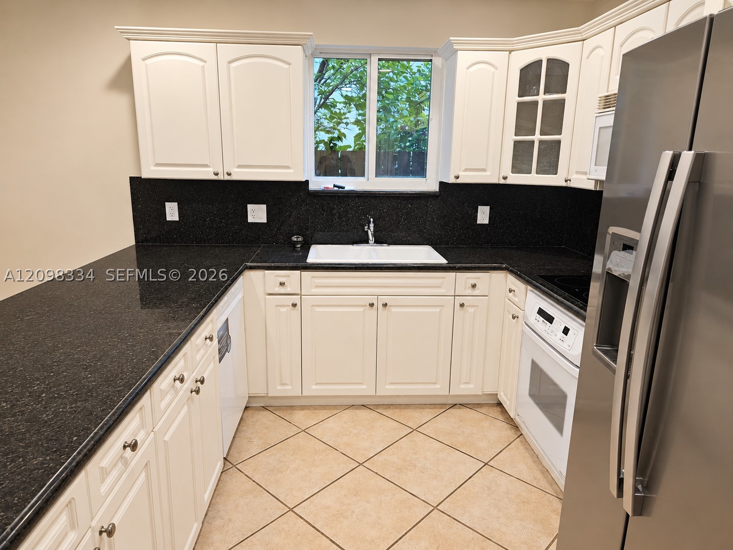 3280 Gifford Ln #3280 Miami, FL 33133