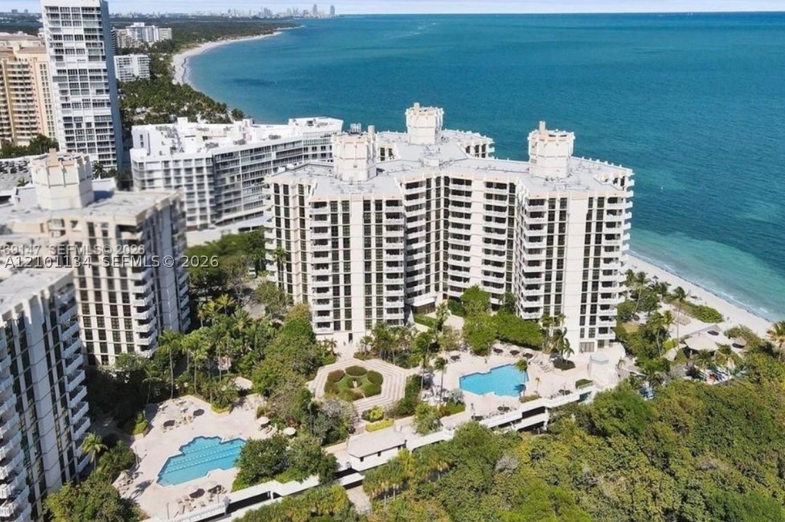 image Towers of Key Biscayne28