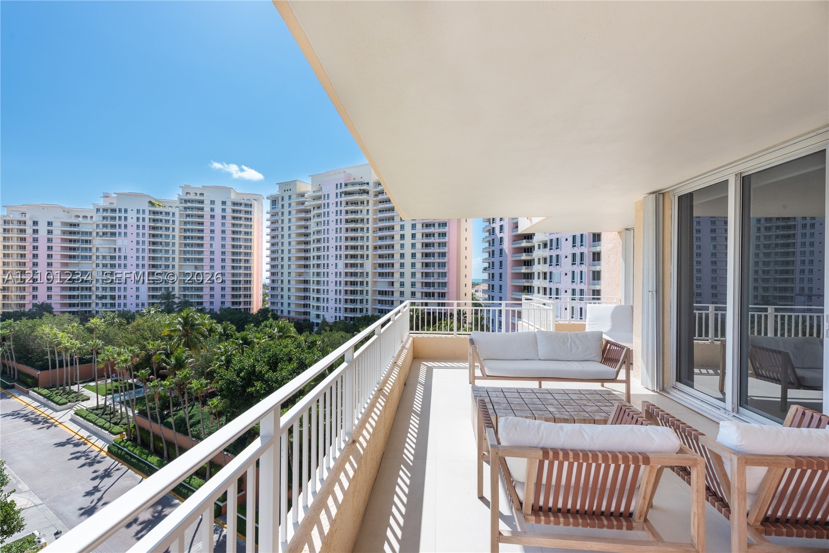 image Ocean Tower Two32